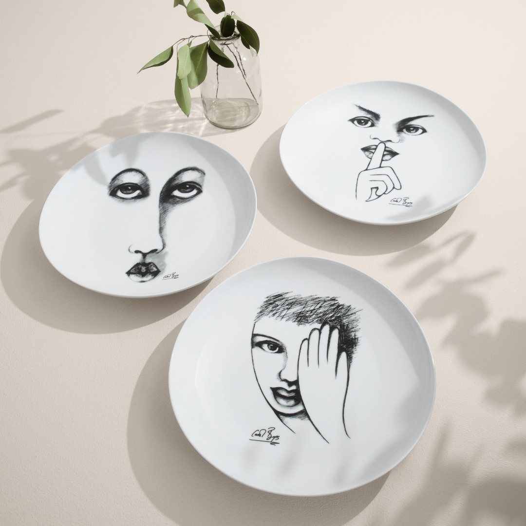 DINNER PLATE SET OF 4 - it's a secret!