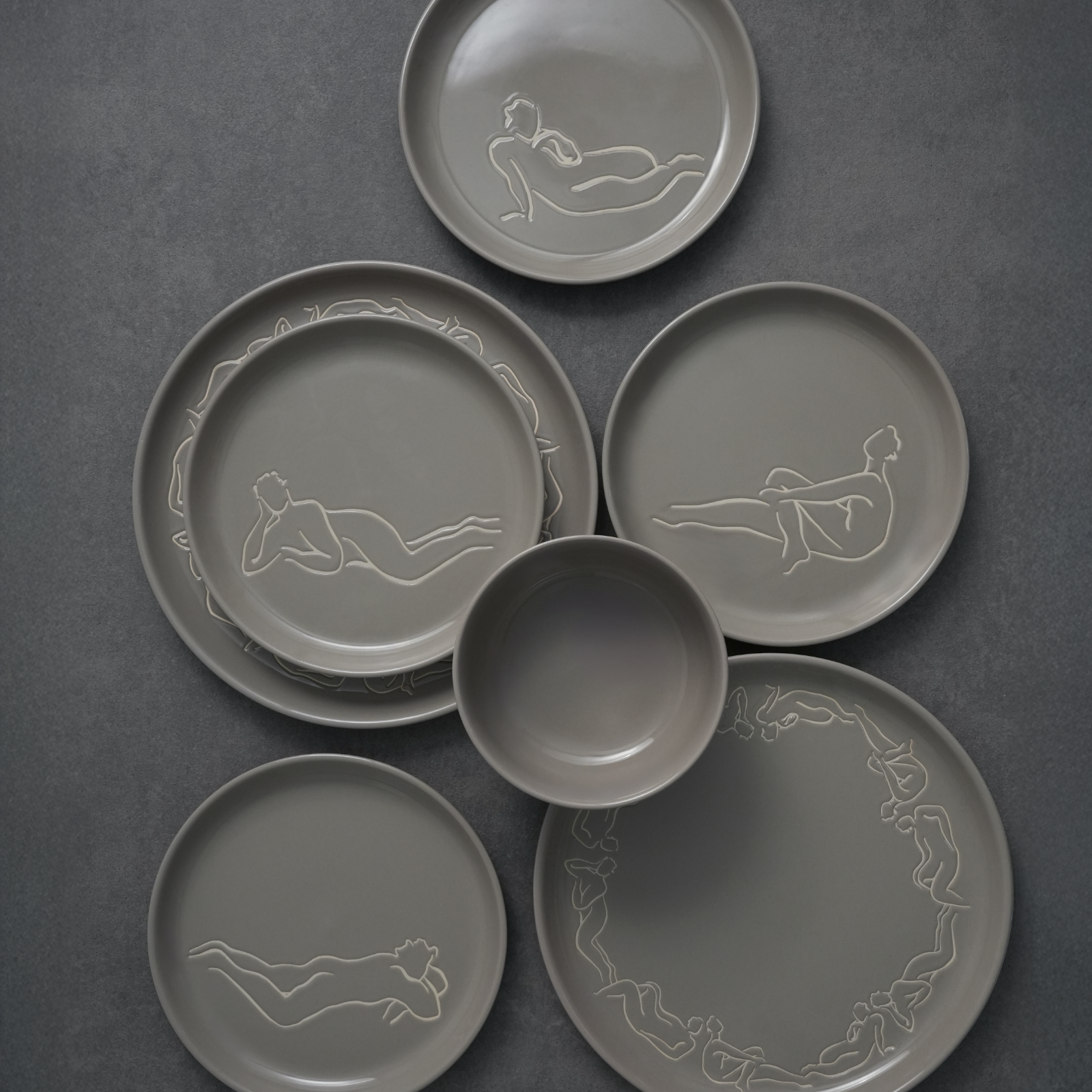 DINNER PLATE SET OF 4 - luxe loungers - grey