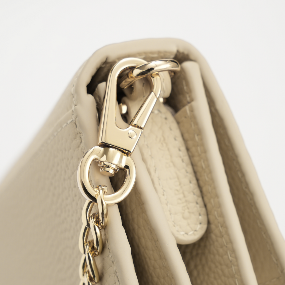 Chain Purse - Toe Touch - cream