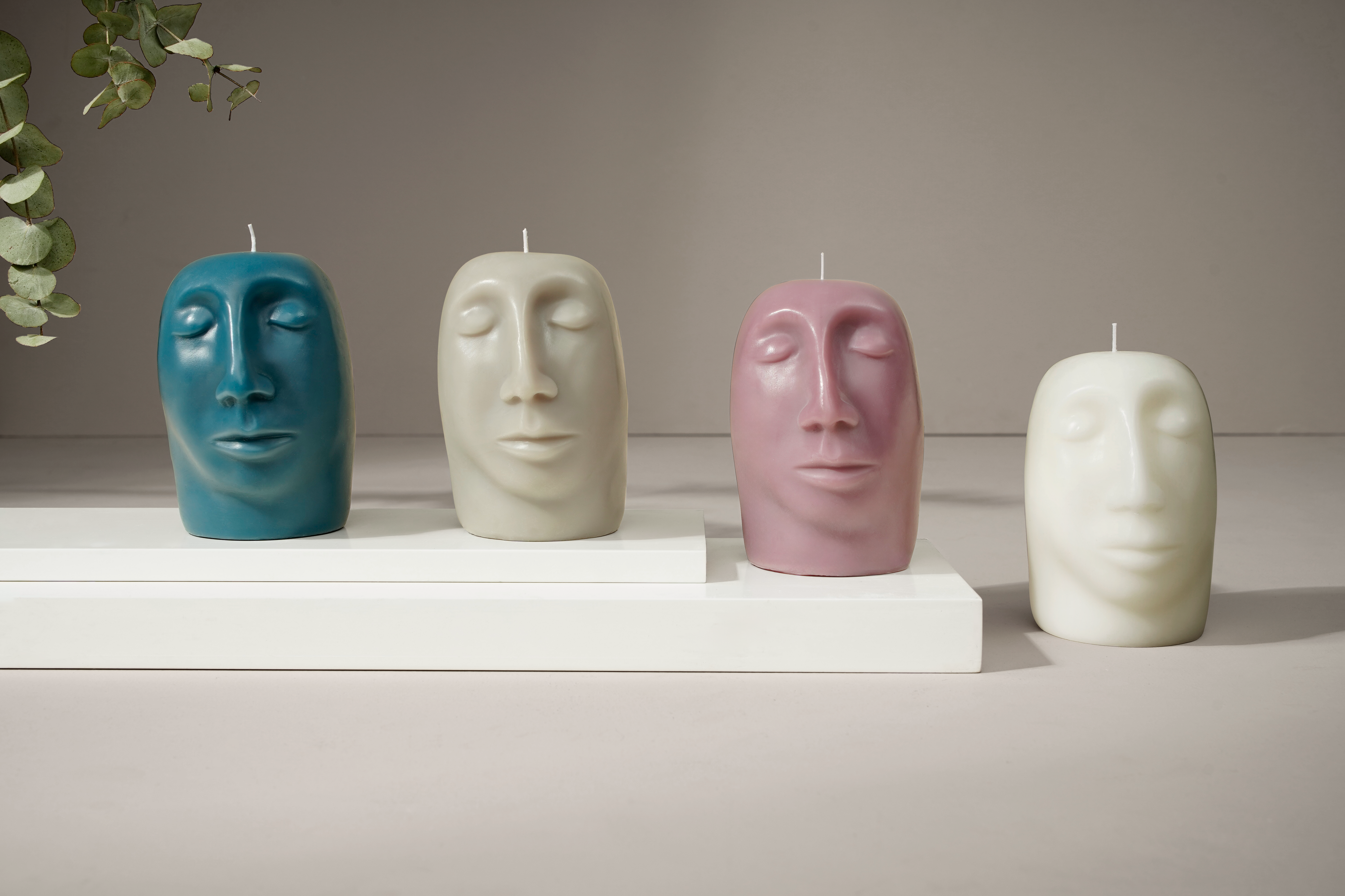 SCULPTURAL CANDLE - aglow - grey