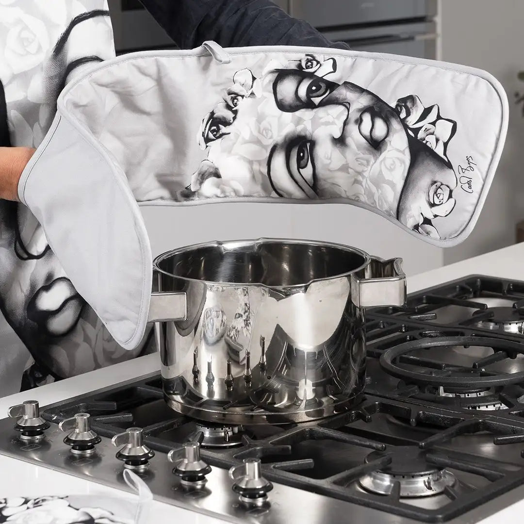 Oven Glove Mono - Succulent Faces