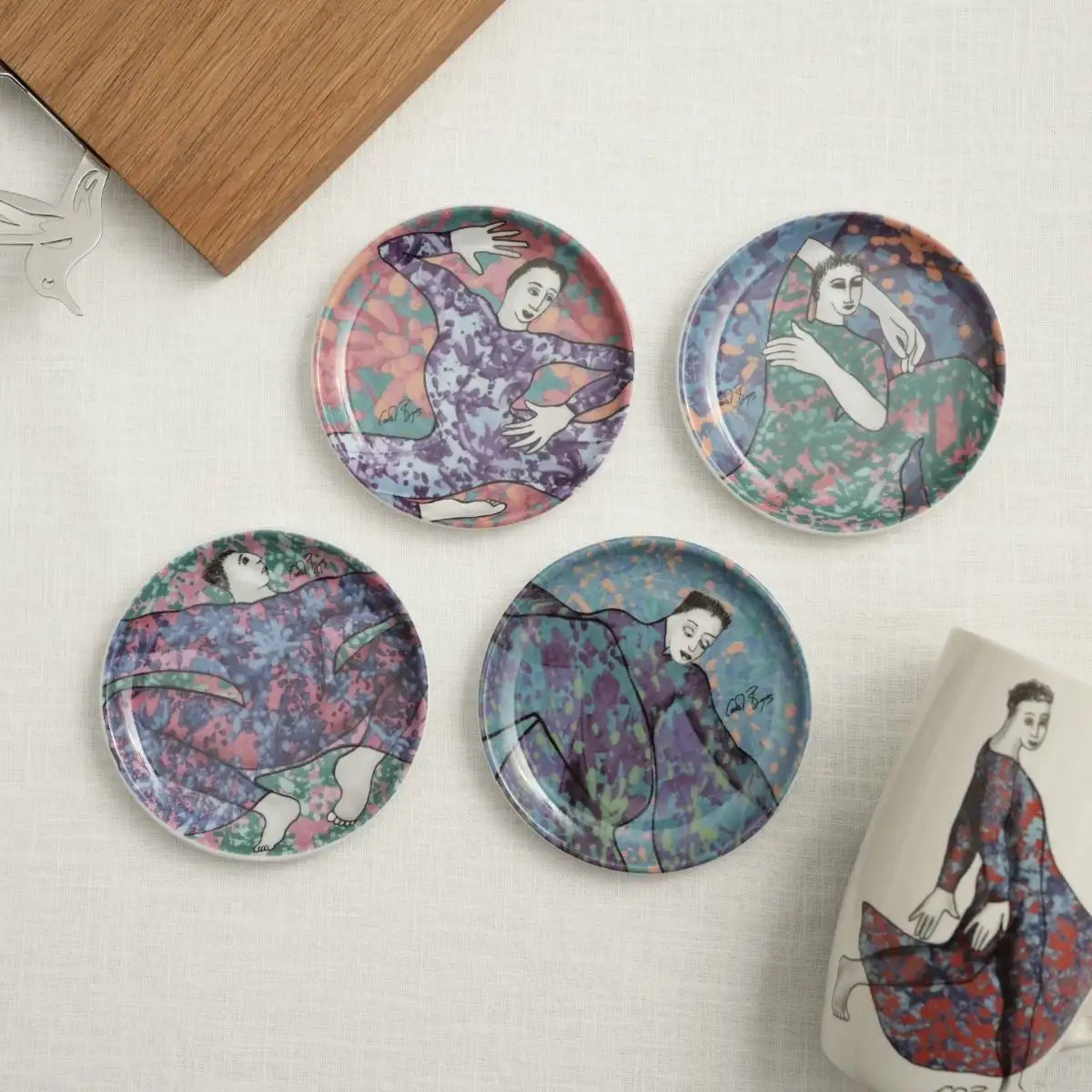 RIMMED COASTER SET OF 4 - dancing girls