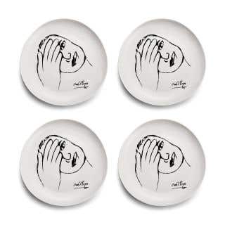 DINNER PLATE SET OF 4 - just a minute!