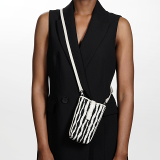 CROSSBODY PHONE POUCH - swell - cream