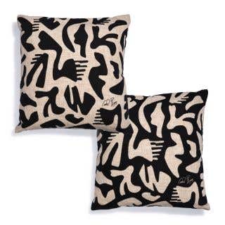 CUSHION - lacuna black